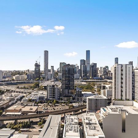 Brisbane One Apartments By Cllix Exterior photo