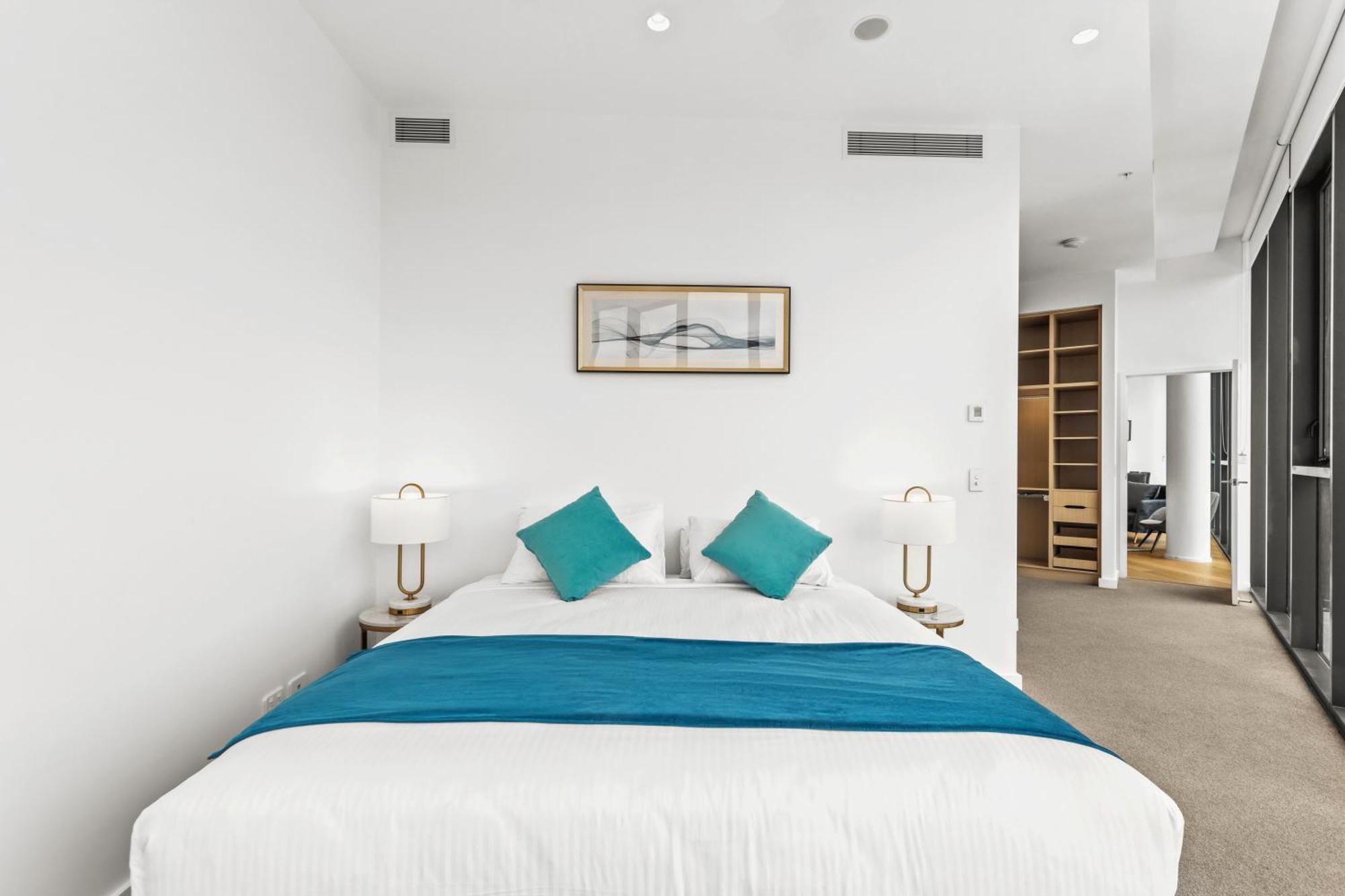 Brisbane One Apartments By Cllix Exterior photo