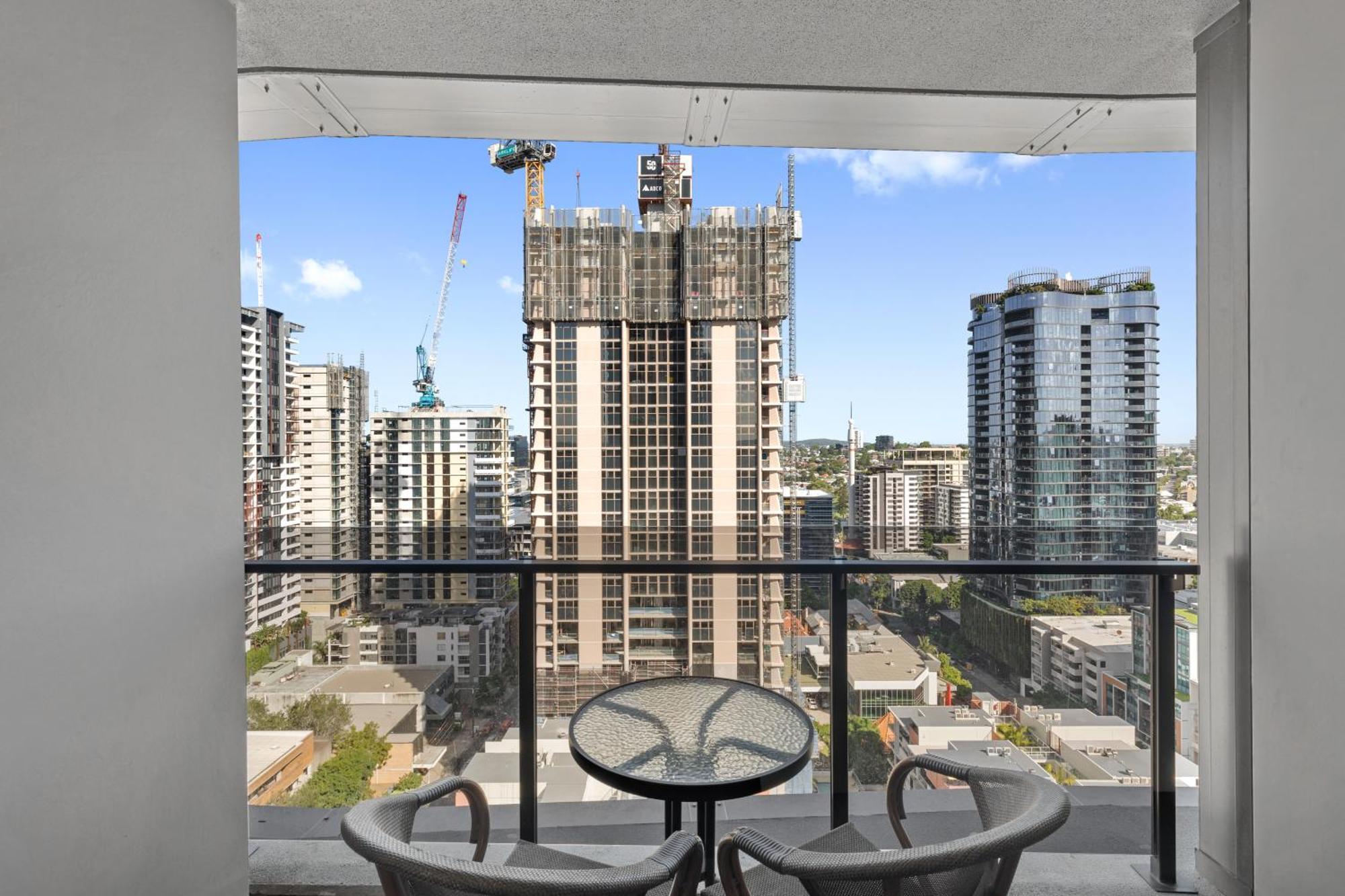 Brisbane One Apartments By Cllix Exterior photo